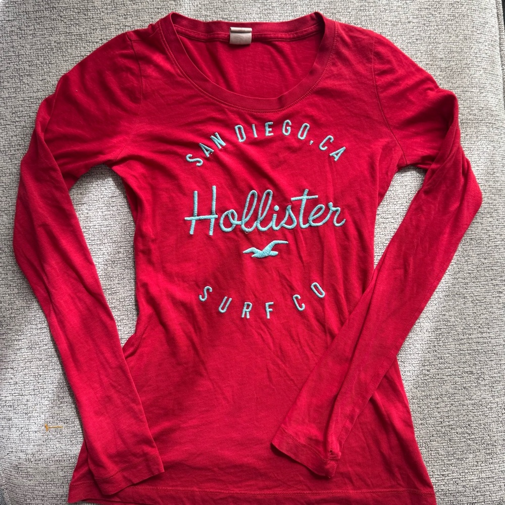 Hollister Y2K  Women’s Long Sleeve Red Logo Tee